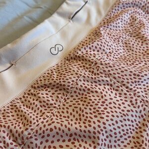 Calia by Carrie Underwood Cream and Pink Athletic Shorts